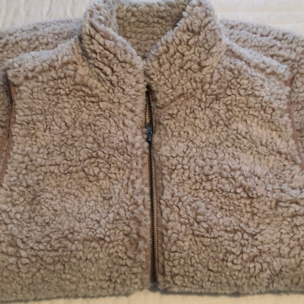 Sleeveless jacket - Picture 4 of 4